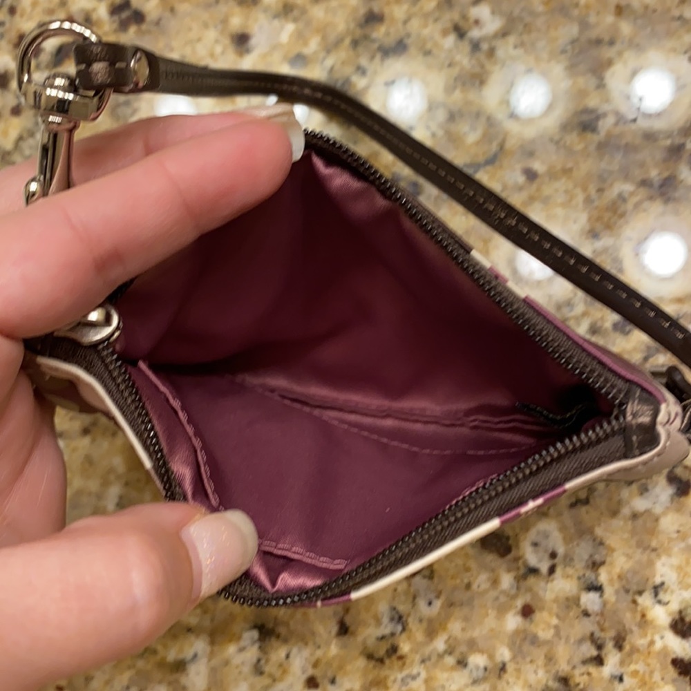 Authentic Coach wristlet - Picture 3 of 3